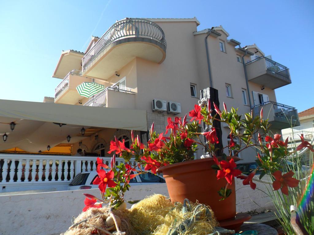 Apartments & Room Marina View Vodice Eksteriør billede